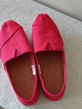 Bahama Bay Red Canvas